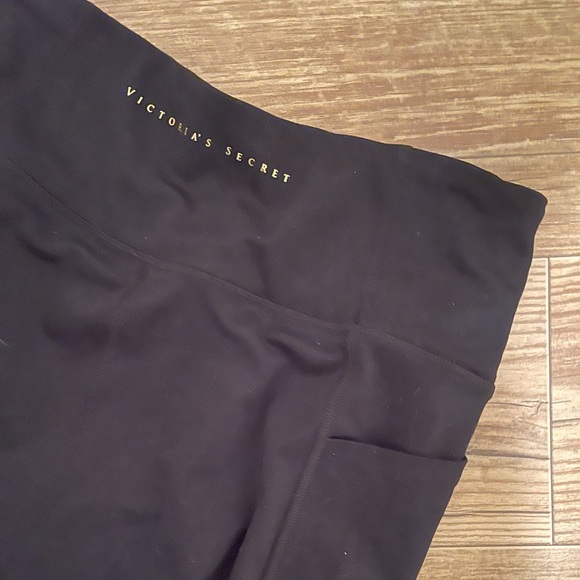 Victoria’s Secret Workout Leggings - Picture 3 of 4